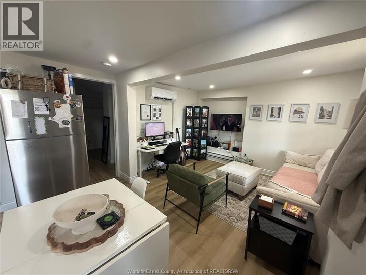 Property Photo:  786 Chatham 1  ON N9A 1Y3 