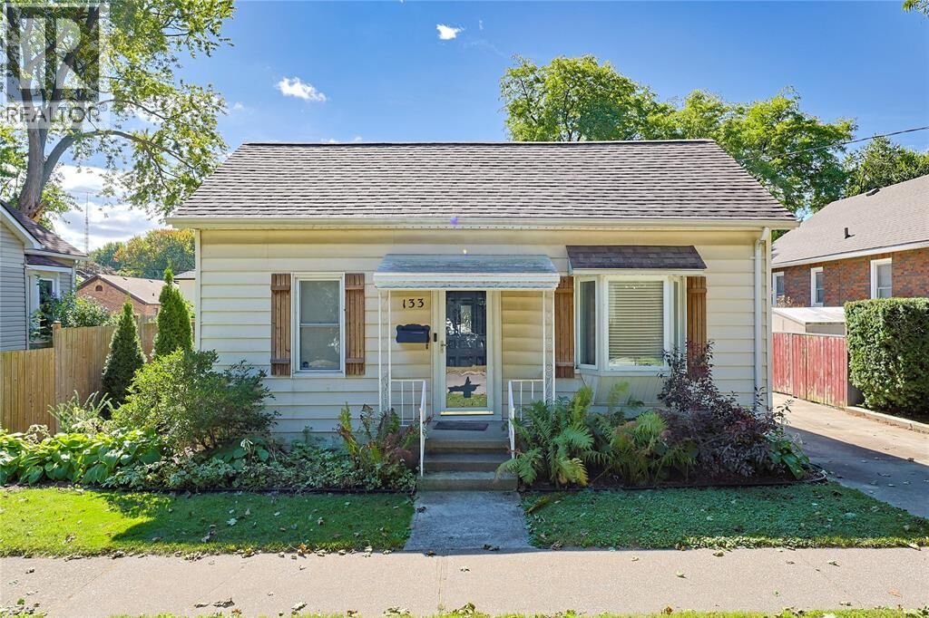 Property Photo:  133 Bright Street  ON N7T 4E6 