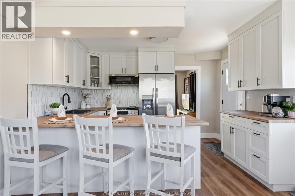 Property Photo:  8 St. Clair Street  ON N0P 2L0 
