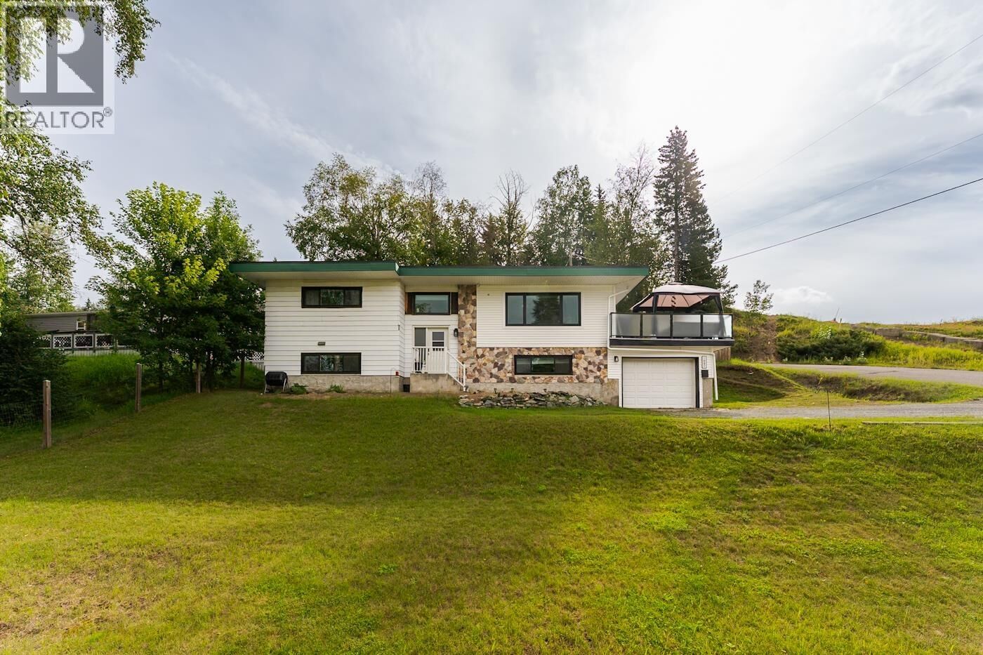Property Photo:  1880 Houghtaling Road  BC V2K 1L6 