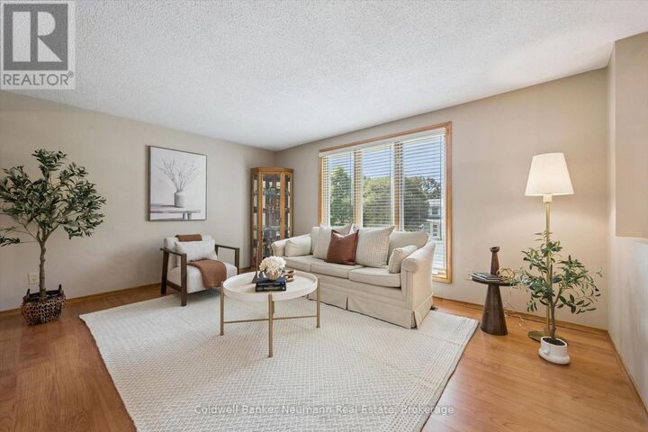 Property Photo:  24 Briarlea Road  ON N1G 3H5 