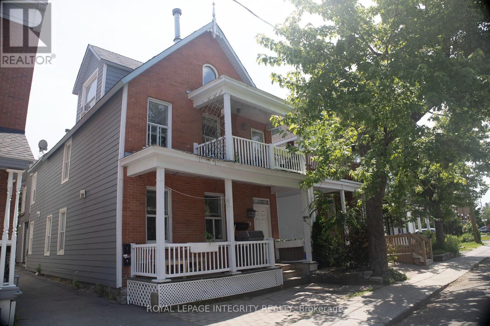 Property Photo:  48 Bolton Street 48  ON K1N 1K7 