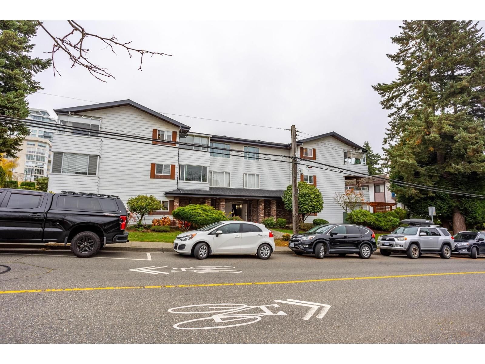 Property Photo:  1390 Martin Street 301  BC V4B 3W5 