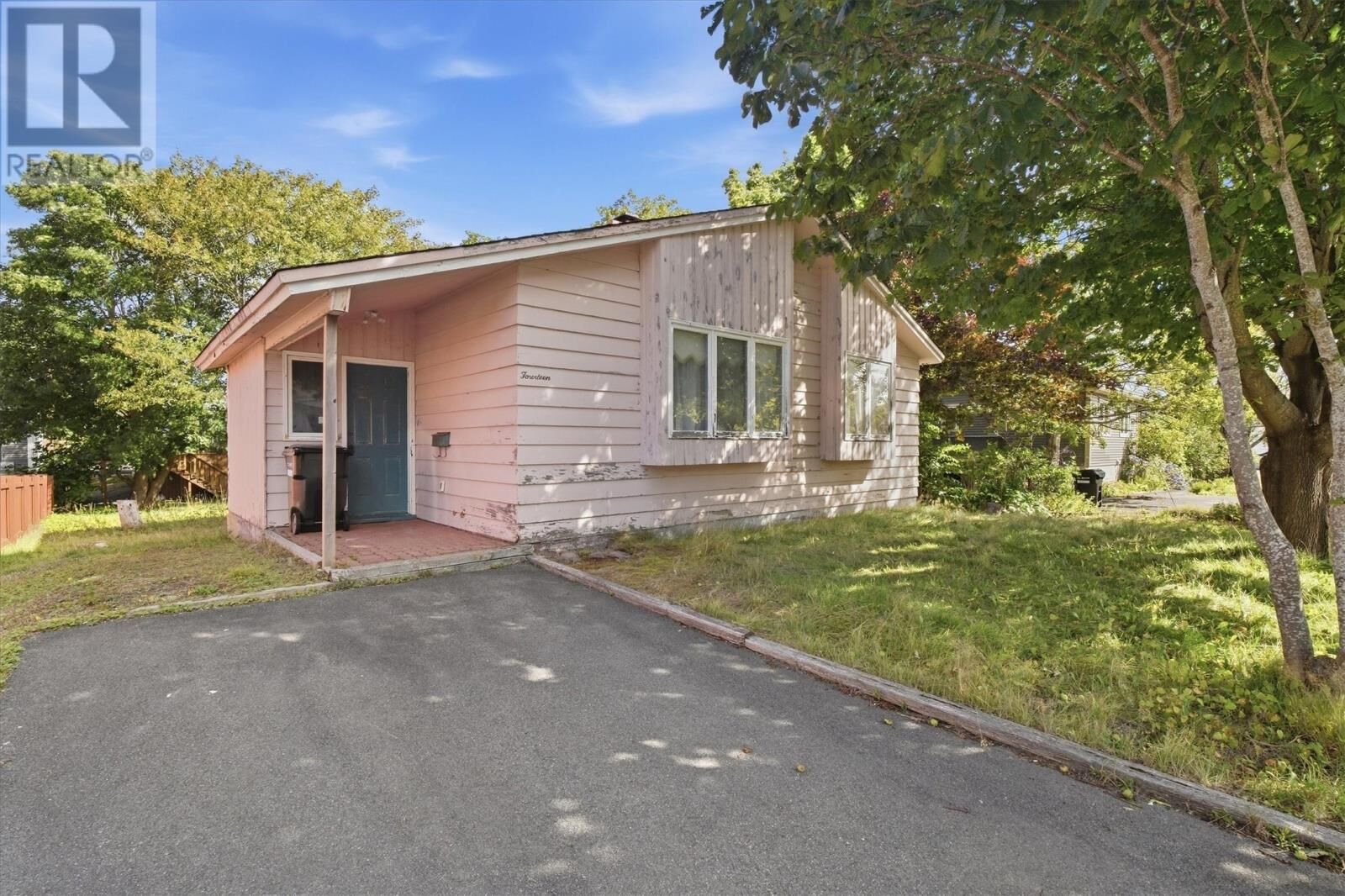 Property Photo:  14 Ayrshire Place  NL A1B 3L4 