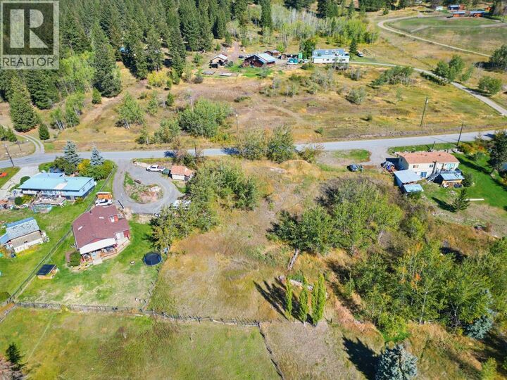 Photo de la propriété:  Pinantan Pritchard Road  BC V0E 3E1 