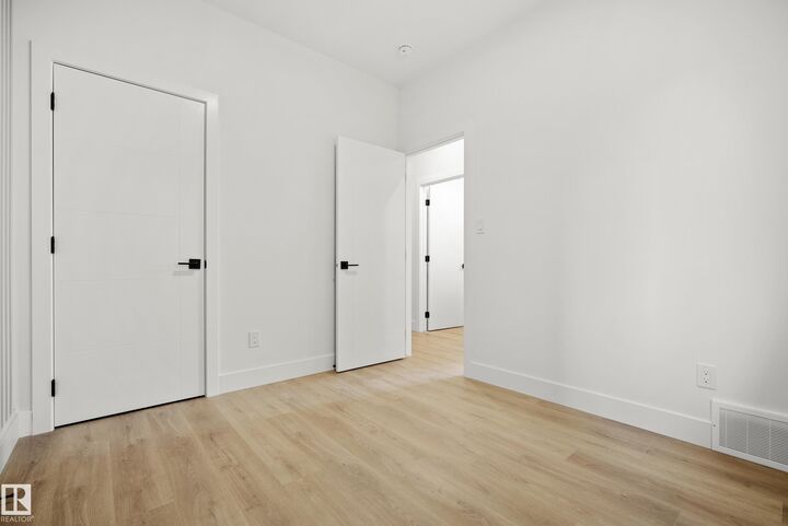 Property Photo:  121 Caledon Crescent  AB T7X 0Y8 