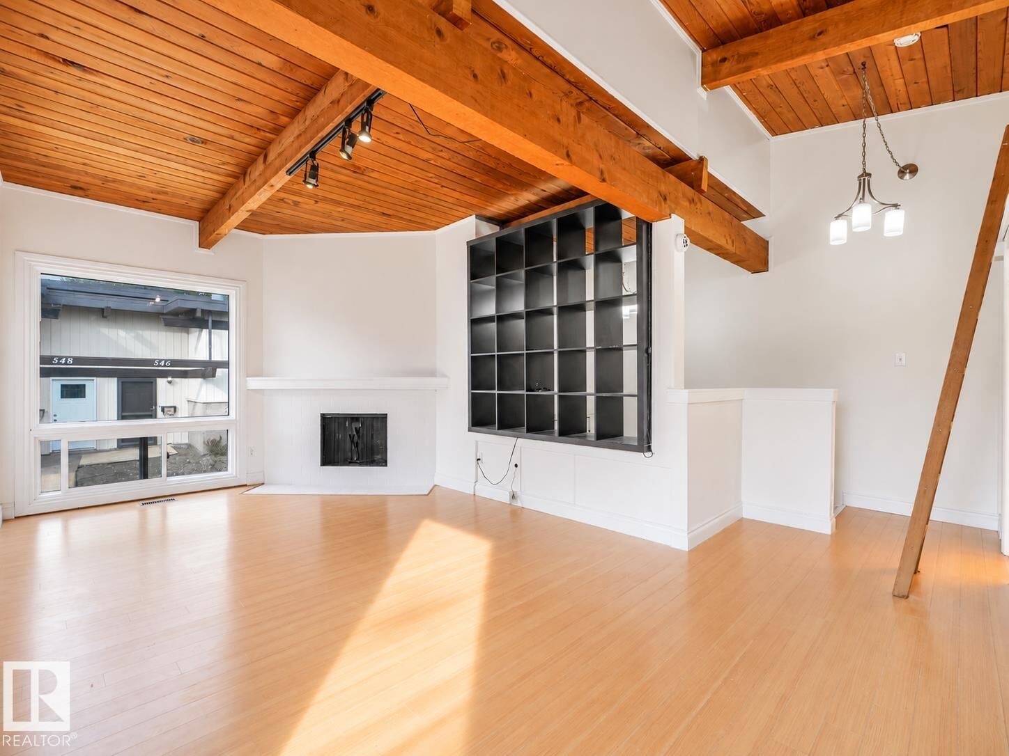 Property Photo:  544 Lee Ridge Road NW  AB T6K 2K3 