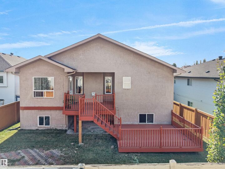 Property Photo:  2832 36B Avenue NW  AB T6T 1N4 