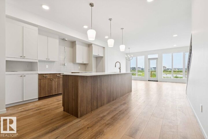 Property Photo:  194 Stetson Loop  AB T8E 2E4 