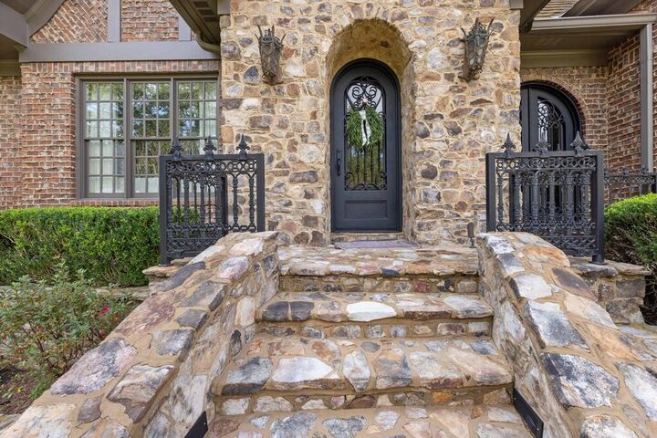 Property Photo:  2000 Poplar Drive  GA 31906 