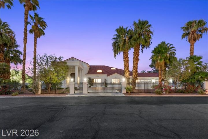 Property Photo: 1533 Westwood Drive NV 89102