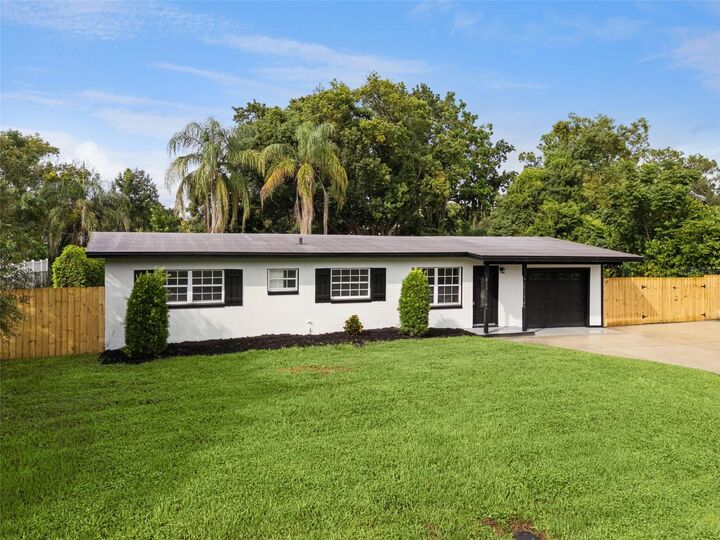 Property Photo:  390 Frances Avenue  FL 32707 
