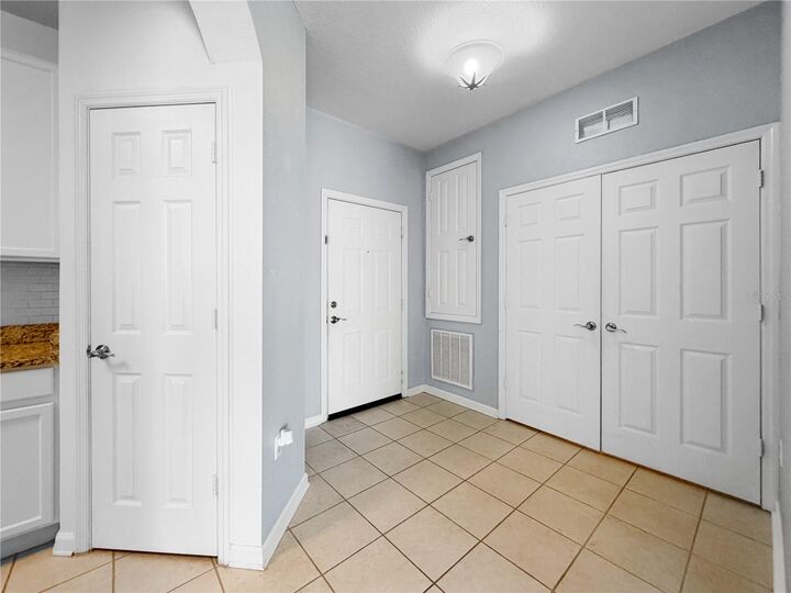 Property Photo: 6434 Cava Alta Drive 105 FL 32835