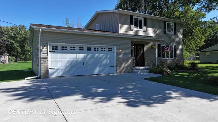 Property Photo:  10098 N Lewis Road  MI 48420 