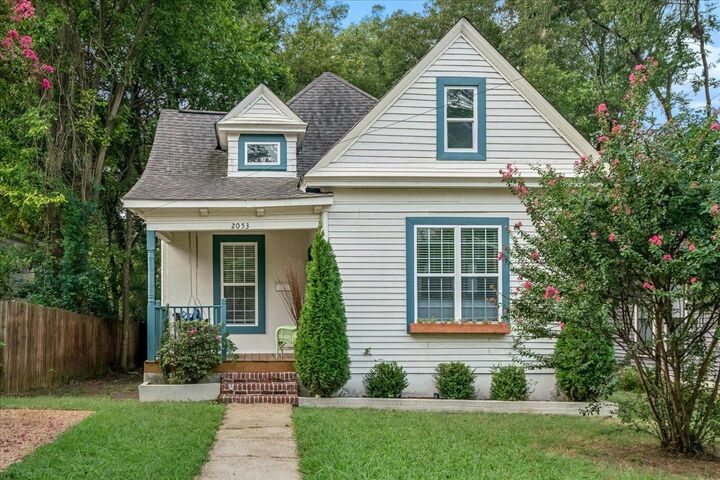Property Photo:  2053 Vinton Ave  TN 38104 