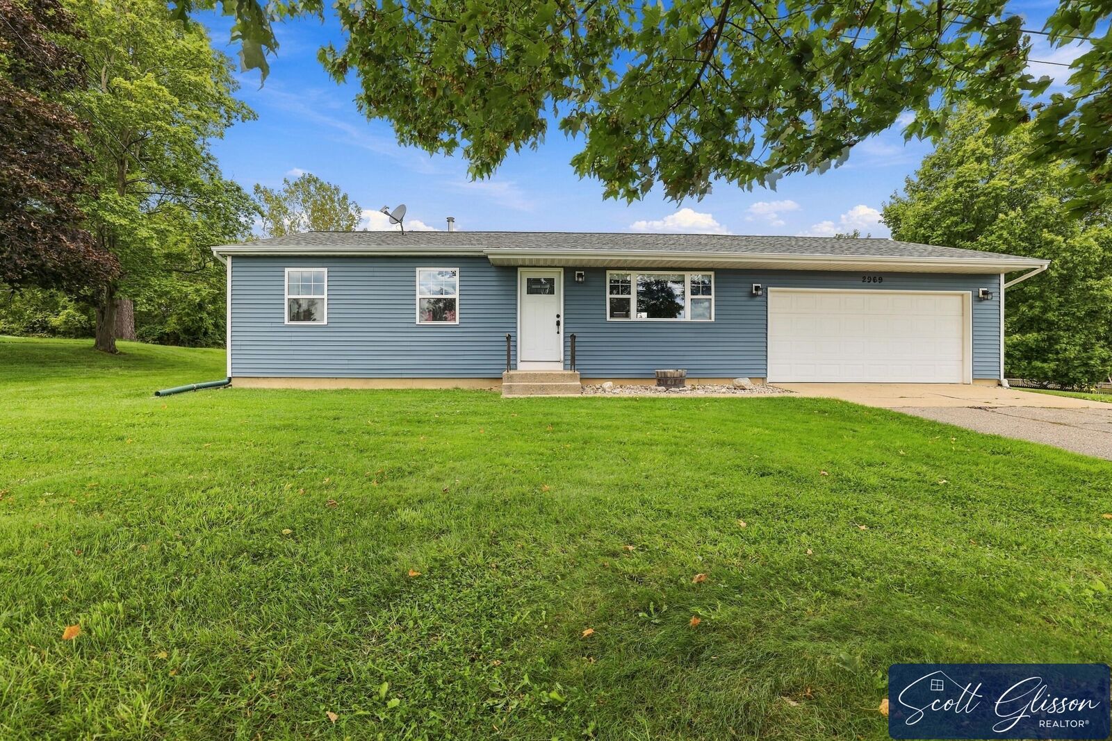 Property Photo: 2969 Bauer Road MI 49428