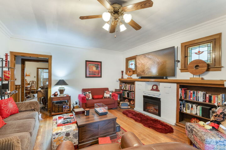 Property Photo: 6232 S California Avenue IL 60629