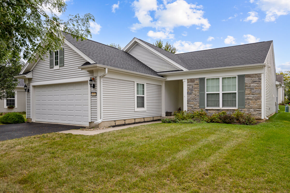 Property Photo: 14503 Burgundy Way IL 60142
