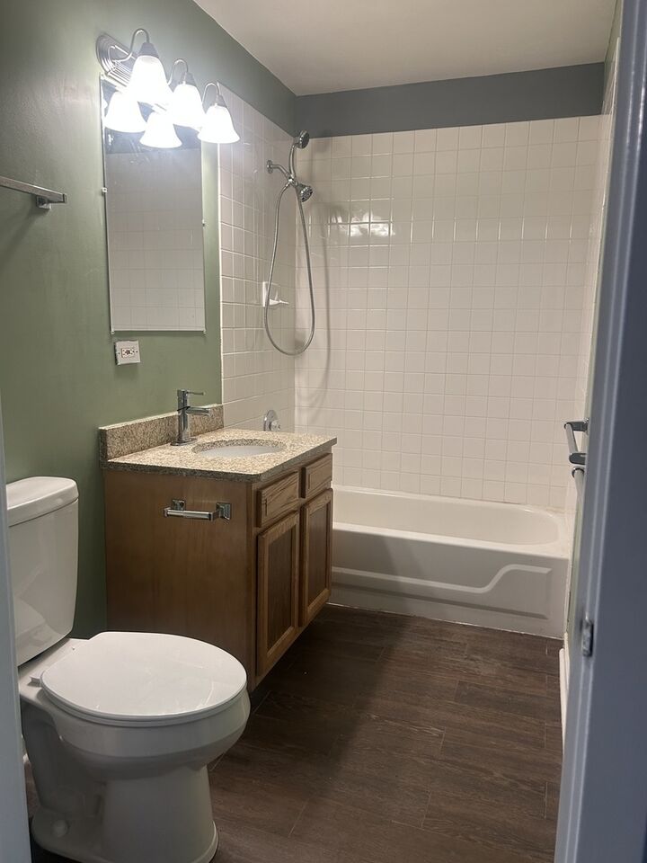 Property Photo:  6538 S Kenwood Avenue Grd  IL 60637 