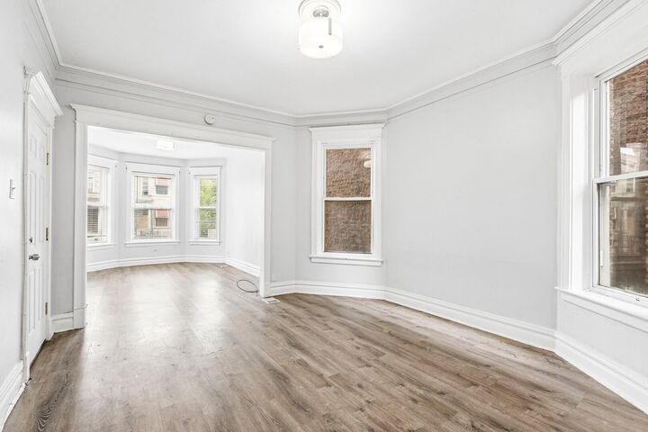 Property Photo:  6344 S Eberhart Avenue  IL 60637 