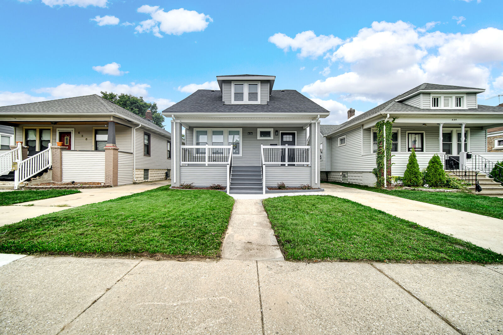 Property Photo:  656 Freeland Avenue  IL 60409 