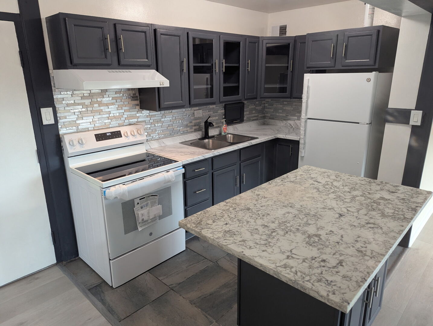 Property Photo:  7337 S South Shore Drive 430  IL 60649 