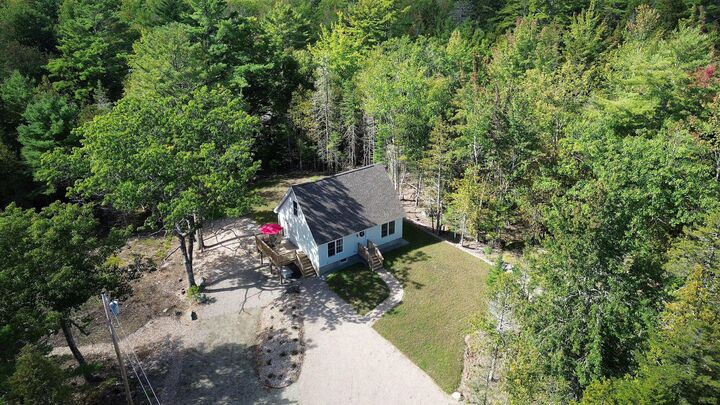 Property Photo:  9 Arrowhead Road  ME 04609 