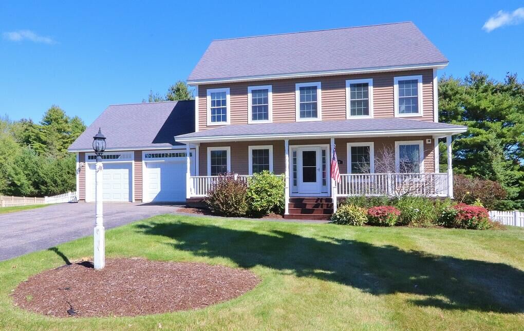 Property Photo:  99 Rolling Meadow Drive  ME 04401 