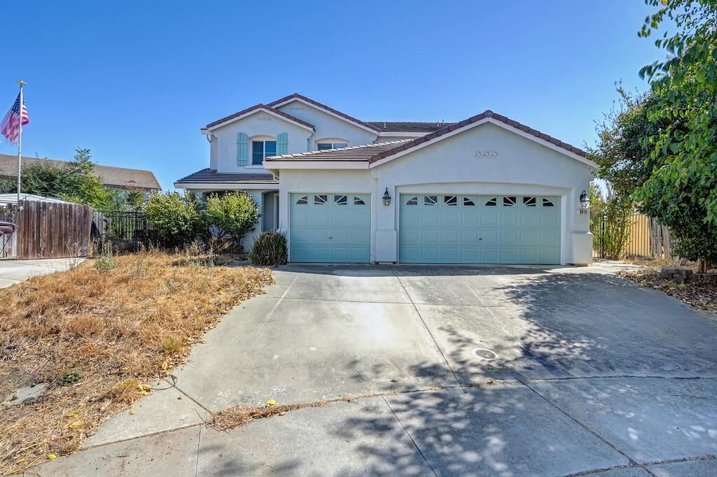 Property Photo:  8816 Blue Marlin Court  CA 95828 