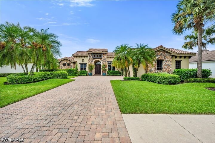 Property Photo: 11875 Hedgestone Court FL 34120