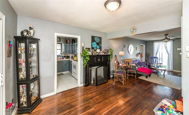 Property Photo:  2524 Broadway Drive  LA 71111 
