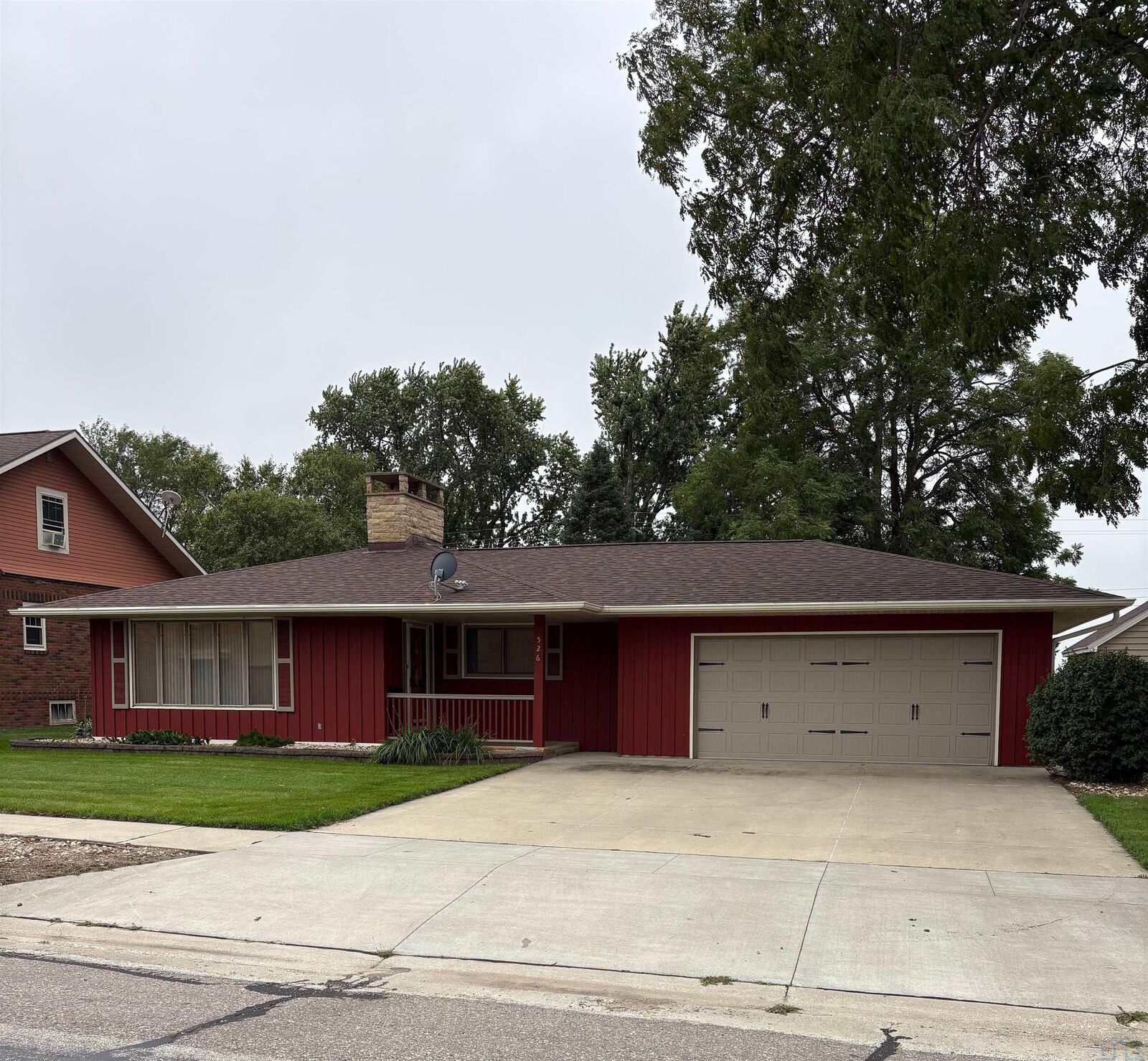 Property Photo:  526 Garfield St  IA 51022 