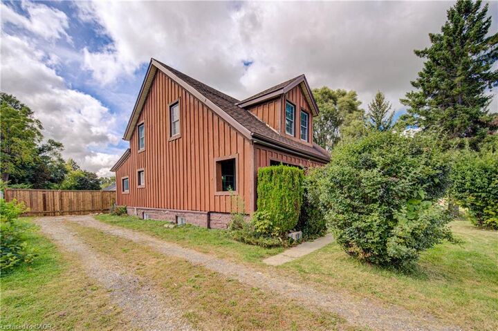 Property Photo:  500 Dundas Street S  ON N1R 5S2 