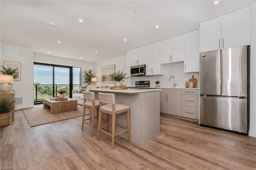 Property Photo:  525 New Dundee Road 809  ON N2P 0K8 