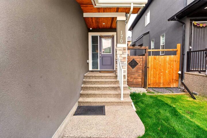 Property Photo:  170 Kinniburgh Crescent  AB T1X 1Y1 