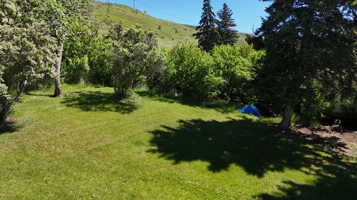 Property Photo:  328 Third Street W  AB T4C 1Z6 