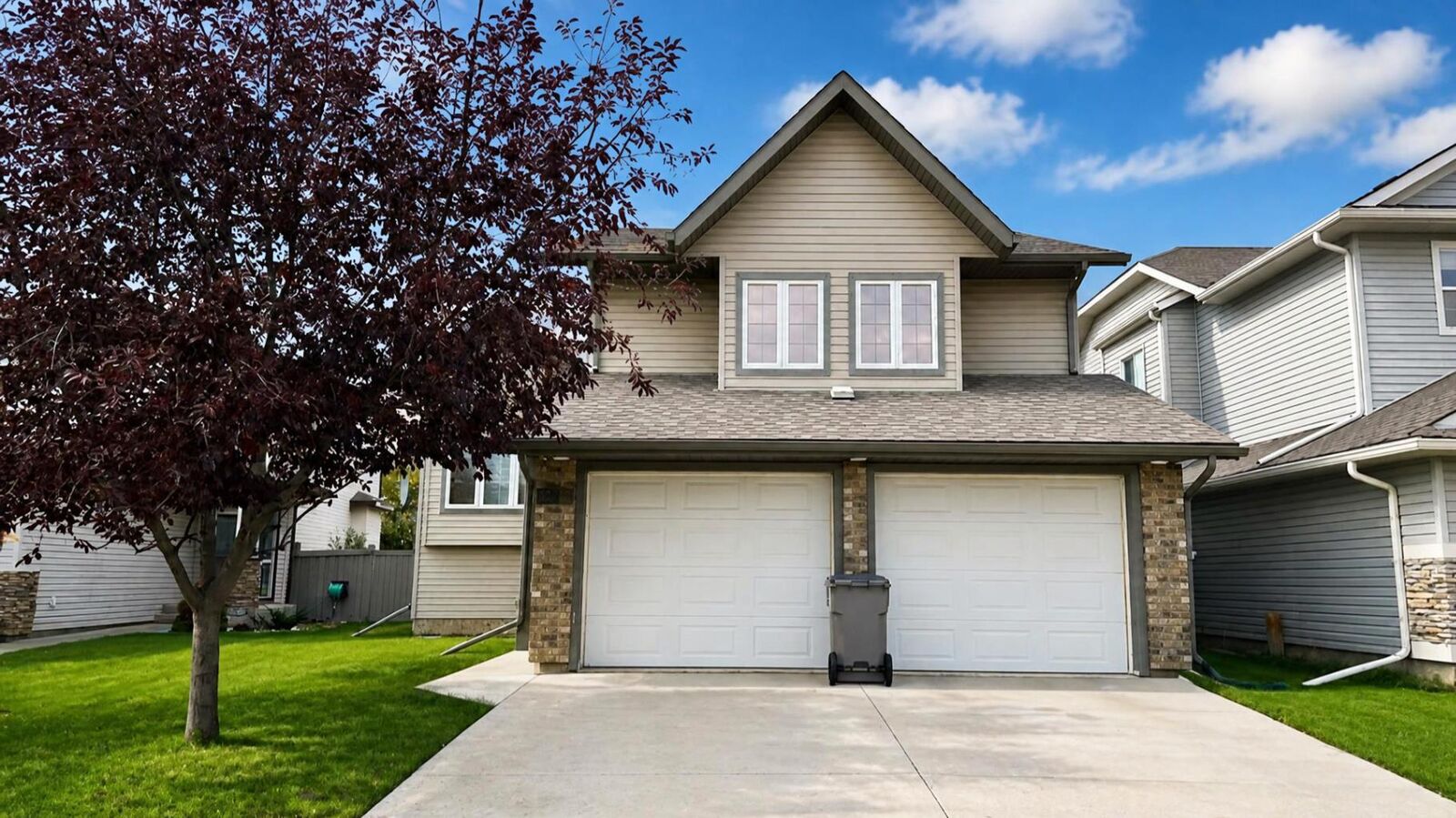 Property Photo:  13010 89A Street  AB T8X 1W1 