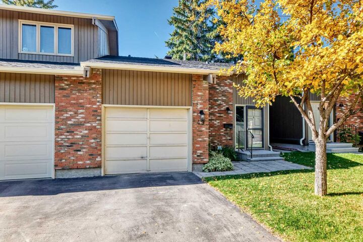 Property Photo:  10001 Brookpark Boulevard SW 49  AB T2W 3E3 