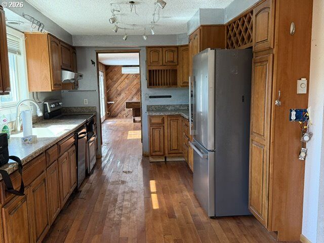 Property Photo:  4890 SW 189th Ct  OR 97078 