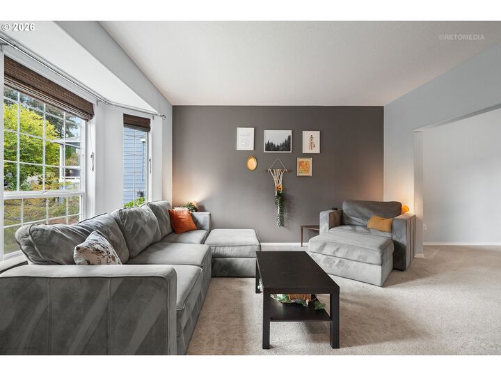 Property Photo: 10375 SW Dunlin Pl OR 97007