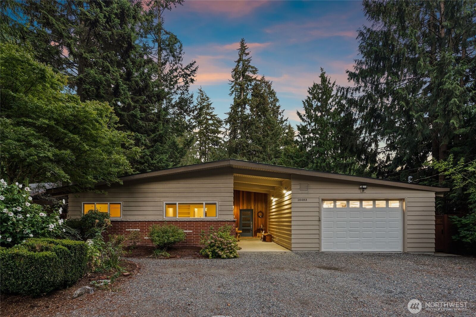Property Photo: 18483 47th Place NE WA 98155