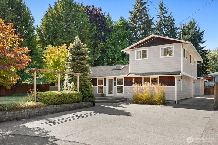 Property Photo:  19012  78th Place W  WA 98026 