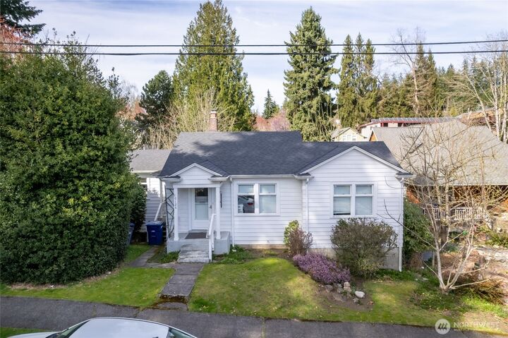 Property Photo: 10116 -26 NE 187th Street WA 98011
