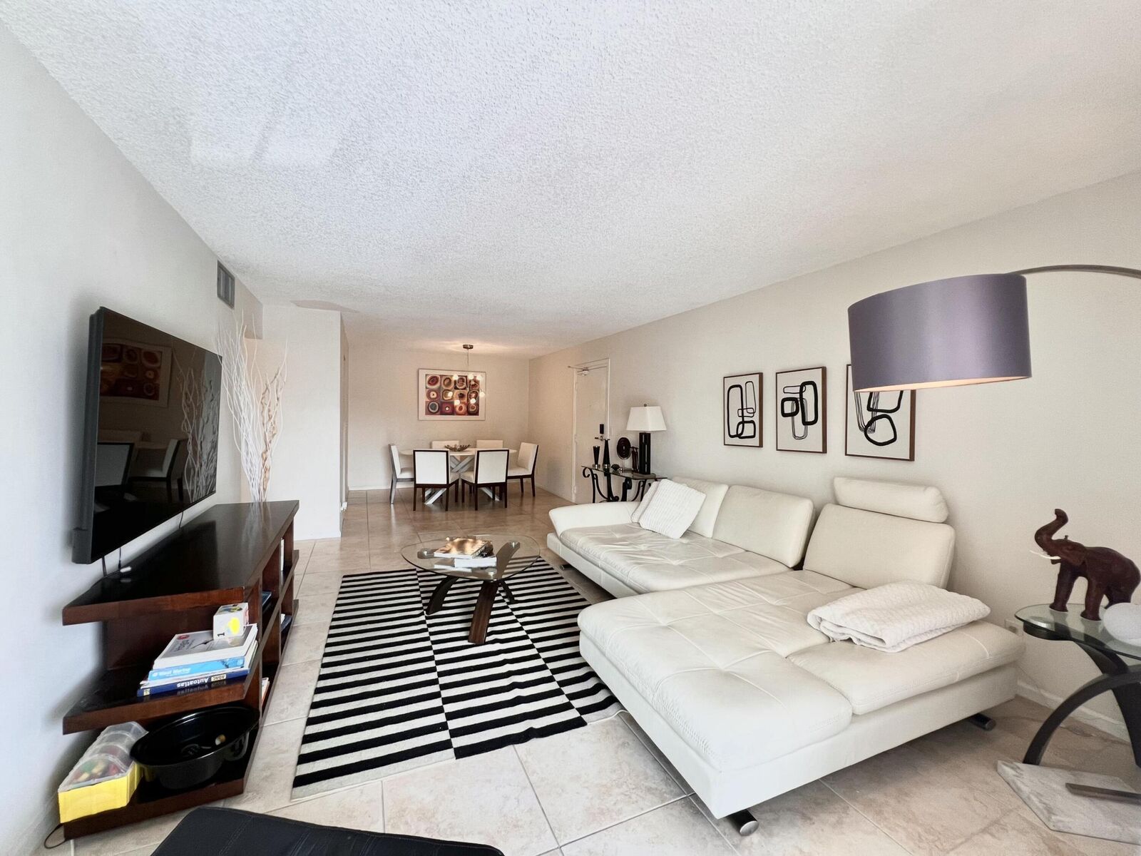 Property Photo: 6421 Bay Club Drive 3 FL 33308