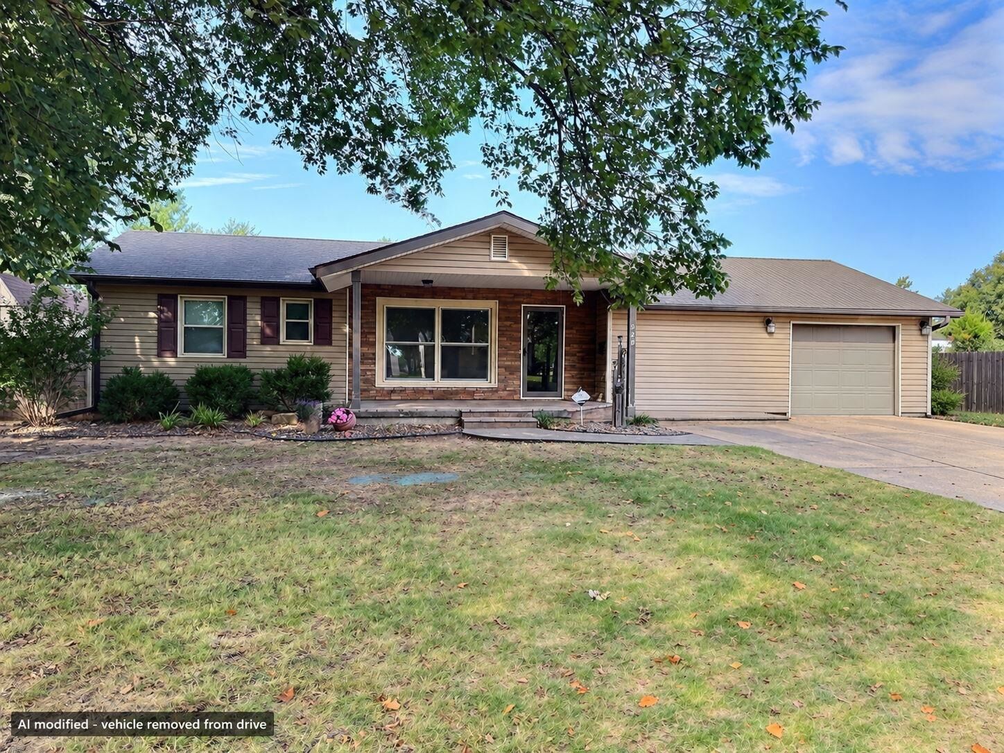 Property Photo:  921 Lawrence  KS 67124 