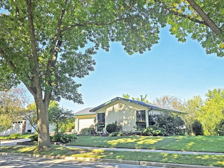 Property Photo: 3302 Portage Road WI 53704