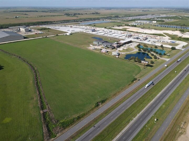 Property Photo:  Tbd Tract 5 Frontage Road  LA 70650 