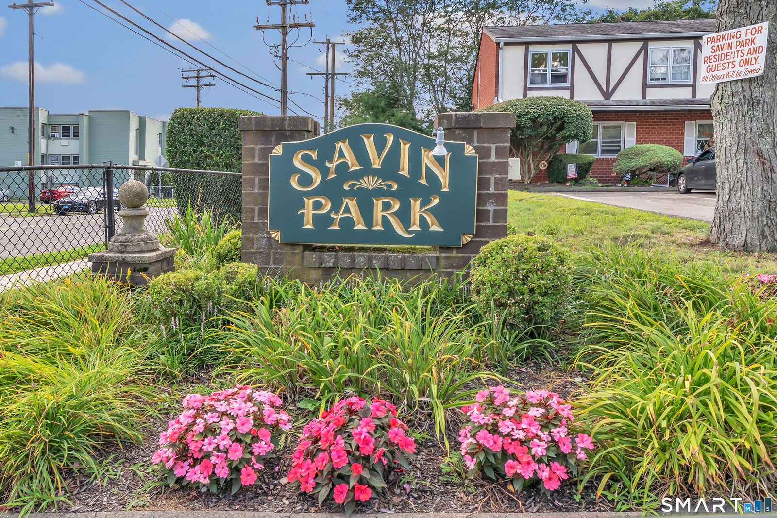 Property Photo: 11 Savin Park 11 CT 06516