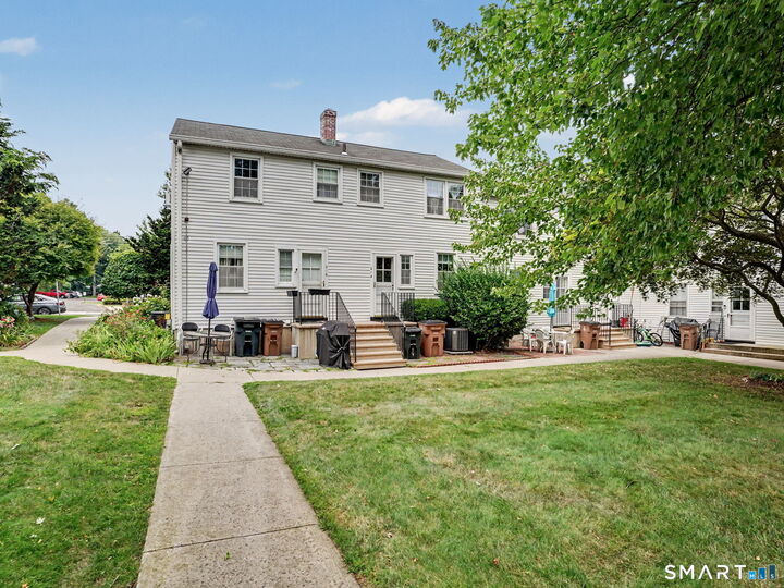 Property Photo:  214 Sylvan Knoll Road  CT 06902 