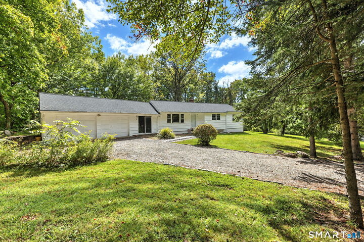 Property Photo:  4 Osborn Lane  CT 06468 